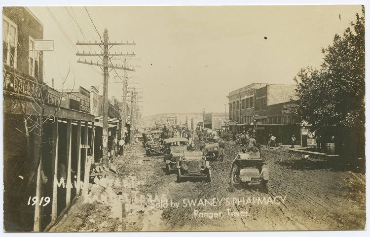 Ranger, Texas 1919. DeGolyer Library, Southern Methodist University.  https://digitalcollections.smu.edu/digital/collection/tex/id/1123