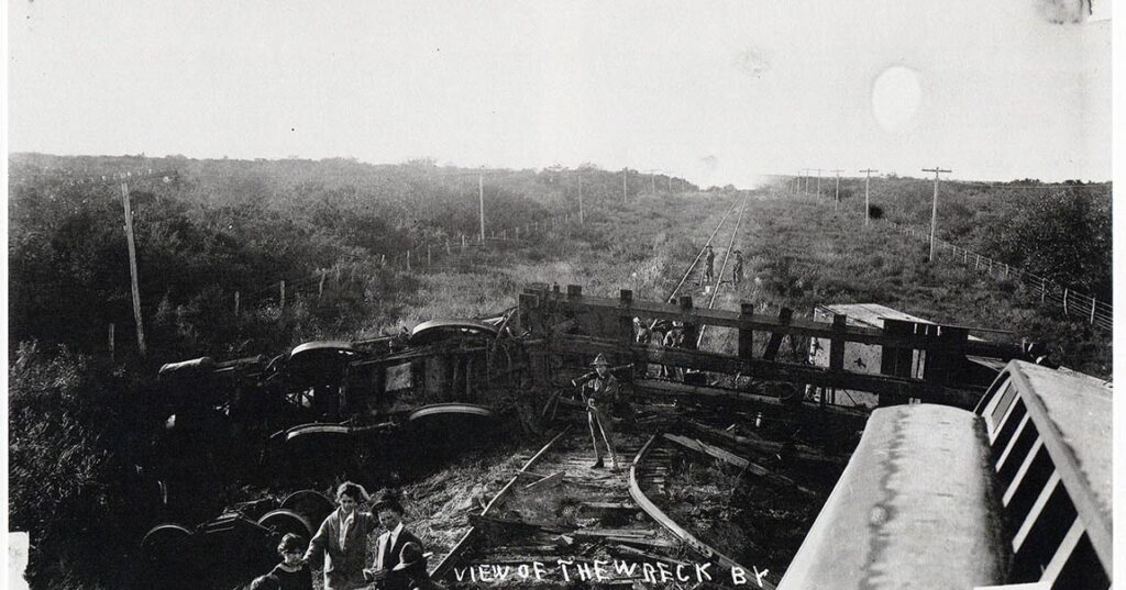 track derailed by rebel attacks, October 1915.  For one account and other photos, see https://bronsbilestacion.blogspot.com/2017/01/1915-olmito-tandy-station-train-robbery.html