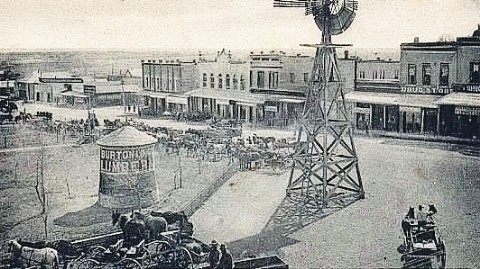 Sweetwater, Texas, 1906. https://sites.rootsweb.com/~txnolan/sweetwater.htm